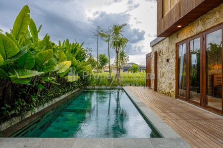 Dijual Rumah Villa 2 Lantai Furnish dan Pool View Pantai di Mengwi, Badung, Bali
