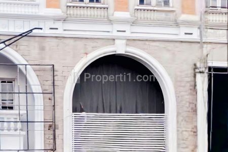 Jual Cepat Ruko Sudah Renovasi 3 Lantai Ukuran 5x17 di Gading Serpong Sparks