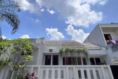 Dijual Rumah Komplek Cantik di Cireundeu, Ciputat Timur, Tangerang Selatan, Banten