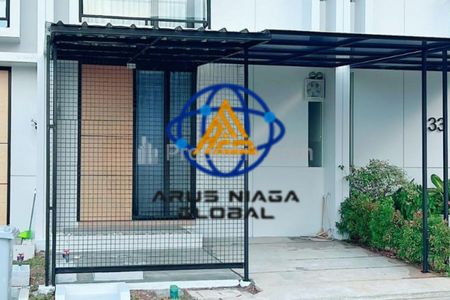Disewakan Perumahan Cluster Up Town Lippo Cikarang 2 BR Furnish