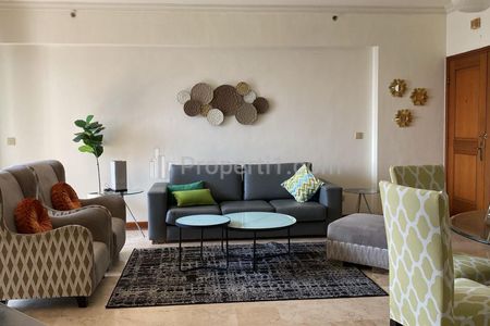 Disewakan Apartemen Puri Casablanca 3+1 BR Modern Furnished and Good Price