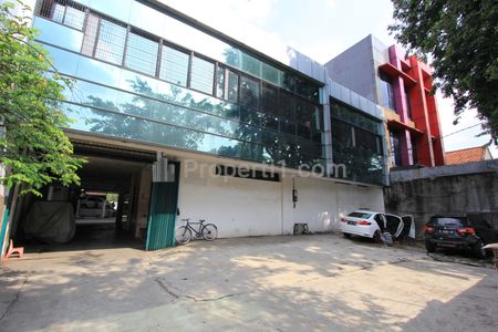 Tampak Depan