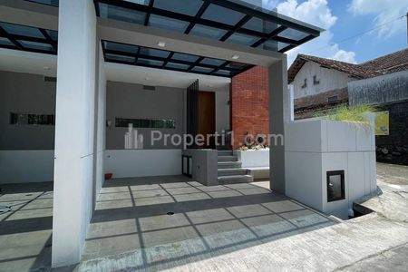 Dijual Rumah Siap Huni Industrial dekat Kampus UII Yogyakarta