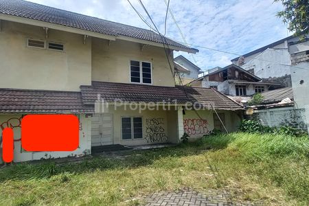 Jual Rumah Cocok untuk Kantor / Resto / Klinik di Pinggir Jalan Raya Kemang Jakarta Selatan, Akses 2 Arah