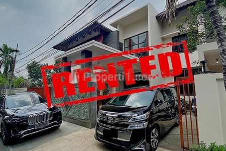 Sewa Rumah Mewah di Kebayoran Baru/Senayan Jakarta Selatan STD473