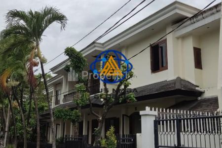 Disewakan Rumah di Patra Kuningan Jakarta Selatan Sertifikat SHM