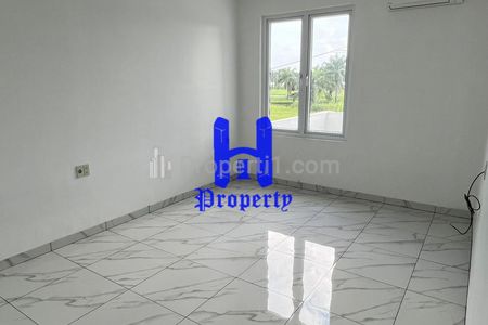 Dijual/Disewakan Rumah 3,5 Tingkat di Komplek Graha Metropolitan Medan Golf View