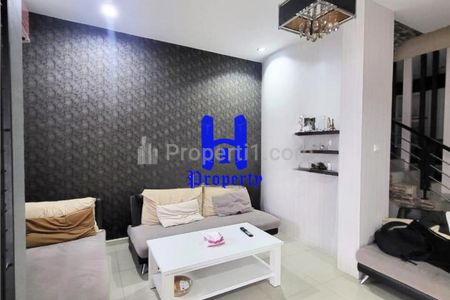 Dijual Rumah Furnished di Komplek Graha Metropolitan Jalan Kapten Sumarsono Medan