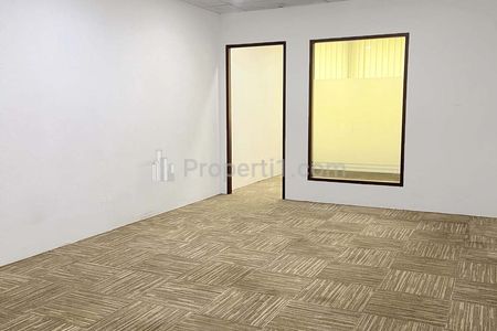 Disewakan Ruang Kantor 53m² Ready, Terletak di CBD Pusat Surabaya Lokasi Strategis