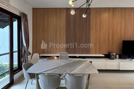 Jual Rumah didalam Komplek di Kebayoran Lama Jakarta Selatan - 3 Kamar Tidur SHM