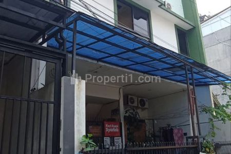Dijual Rumah Include Kostan 14 Kamar Full Furnished Full Terisi di Benhil Tanah Abang Jakarta Pusat