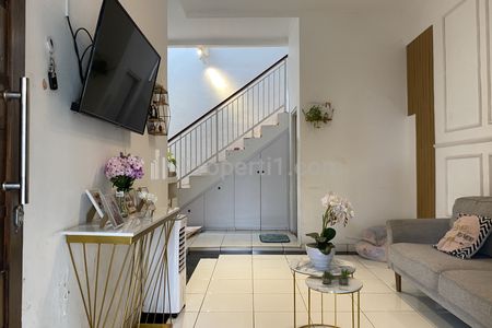 Dijual Rumah 2 Lantai Renovated House (Standard 1 Lantai) - Buahbatu - Kab. Bandung