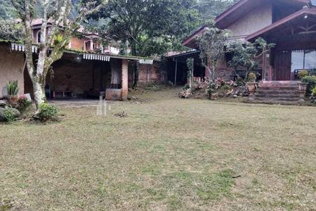 Dijual Rumah SHM di Desa Megamendung, Kabupaten Bogor