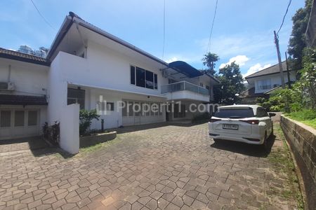 Sewa Rumah Murah Nego, Ada Kolam Renang, Cluster di Ragunan, Dekat Pejaten, Simatupang, Kemang, Buncit, Ampera, Pasar Minggu, Jakarta Selatan