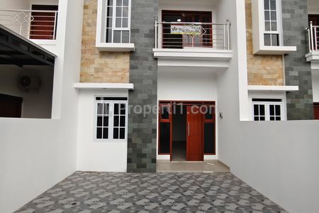Dijual Rumah On Progress Gaya Modern di Cisaranten Kulon Arcamanik Bandung