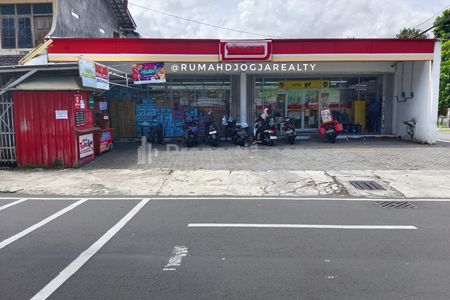 Dijual Tanah Strategis Bonus Bangunan di Pinggir Jalan Kotagede Yogyakarta