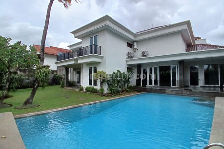 For Rent Beautiful House in Compound with Private Pool at Pejaten Barat South Jakarta