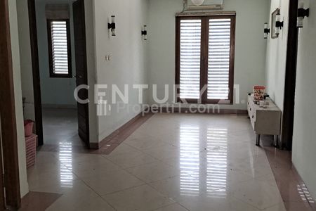 Dijual Rumah 2 Muka dan Ruko Siap Huni di Menteng, Jakarta Pusat