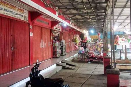 Jual Cepat 12 Ruko/Kios dan Rumah Tinggal di Jl Soreang - Kopo, Cingcin, Katapang, Kabupaten Bandung