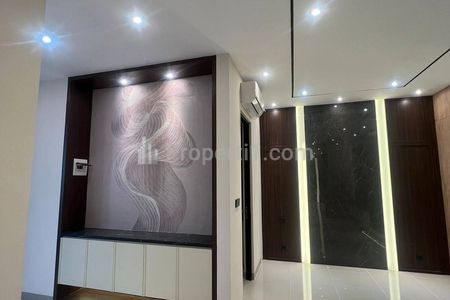 Dijual Rumah 2 Lantai Minimalis di Babatan Pantai Utara, Surabaya