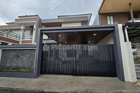 Dijual Rumah Mewah Eksklusif di Purwomartani Kalasan Sleman, Full Furnished Ada Kolam Renang Lingkungan Perum Ramai Strategis Dekat Fasilitas Umum