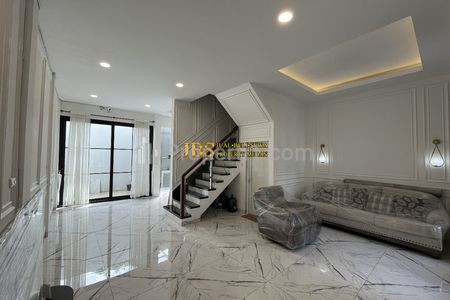 Jual Rumah Baru Lux di Komplek Marriott Residence Jalan Sunggal - Medan