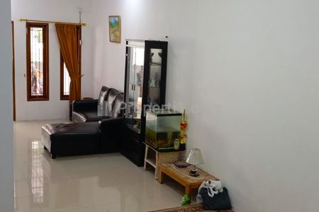 Disewakan Rumah di Limo Cinere Dekat Tol Limo