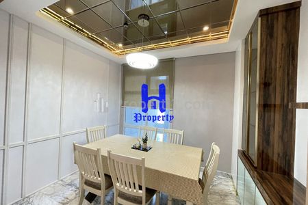 Dijual Apartemen Condominium Tribeca Podomoro Tower Southern Tipe 3+1 BR Furnished