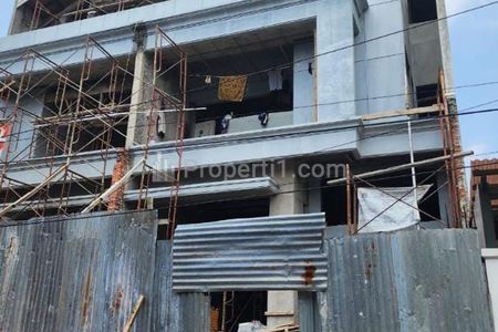Dijual Rumah Baru 2 Lantai di Puri Indah, Jakarta Barat