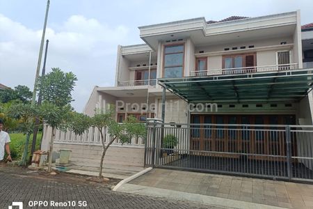 Jual Cepat Rumah Minimilis Modern Hommy Lantai Granit Asli di Raffles Hills Cibubur, Depok