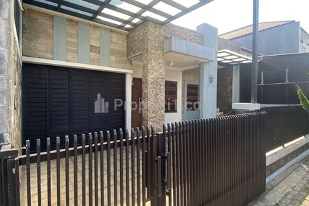 Dijual Rumah Mewah di Singgasana Mekarwangi, Tengah Kota Bandung