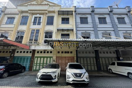Dijual Ruko 3 Tingkat di Komplek MMTC Jalan Williem Iskandar/Pancing Medan