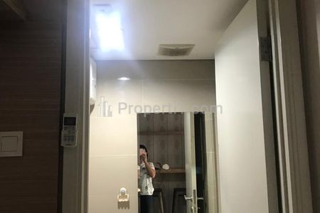 Disewakan Apartemen Madison Park 1 Kamar Furnished Dekat Mall Central Park, Taman Anggrek, Kampus, Perkantoran, RS, Tol