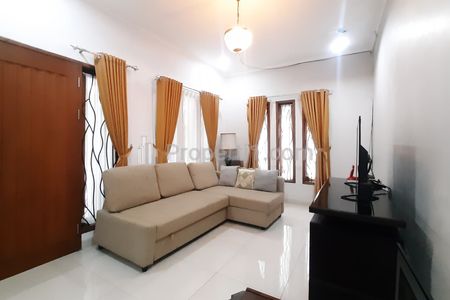 Dijual Rumah Nyaman di Komplek Elit Gegekalong Permai Bandung – SHM, 1,5 Lantai, Lokasi Strategis Dekat Setiabudi