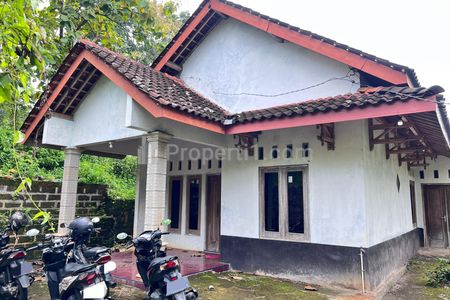 Dijual Rumah 300 Juta Dekat Pasar Mojogedang Karanganyar