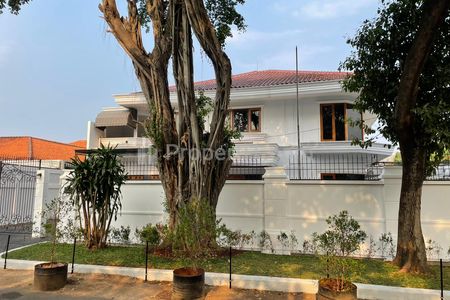 Jual Rumah Besar Megah Murah Hitung Tanah, Luas 1300 m2 di Area Kemang Dalam, Bebas Banjir, Dekat Ampera, Simatupang, Pasar Minggu, Jakarta Selatan