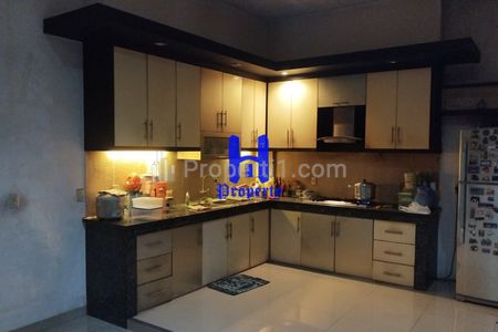 Dijual Rumah Siap Huni Furnish di Komplek Cemara Asri Medan Jalan Orchard