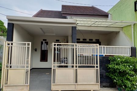Disewakan Rumah Baru Renovasi, 2 KT, 1 KM, SHGB IMB di Gununganyar, Surabaya Timur