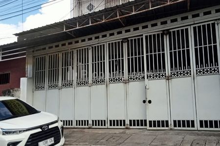 Dijual Tempat Usaha di Jalan Manyar Kartika, Surabaya