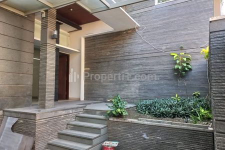 Dijual Rumah Asri Terawat di Leuwi Anyar Bandung