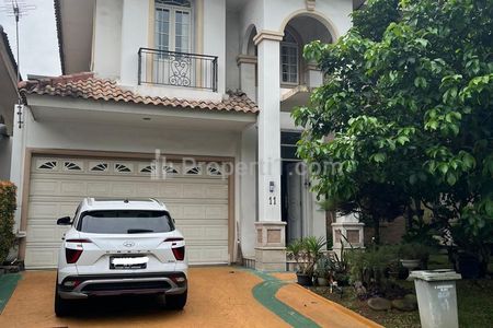 Dijual Rumah Mewah di Taman Beverly Golf, Lippo Karawaci