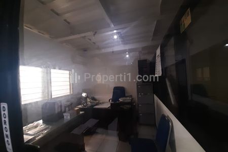 Dijual Gudang Luas 1.070 m2 di Simo Pomahan Baru, Surabaya