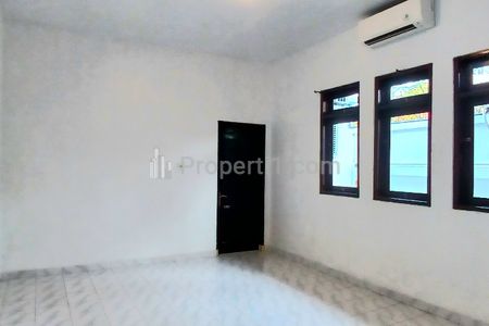 Dikontrakkan Rumah Kantor Area By Pass Ngurah Rai Sanur Denpasar Bali