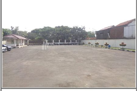 Dijual Gedung Kantor Bagus Siap Pakai di Main Road Soekarno Hatta Bandung