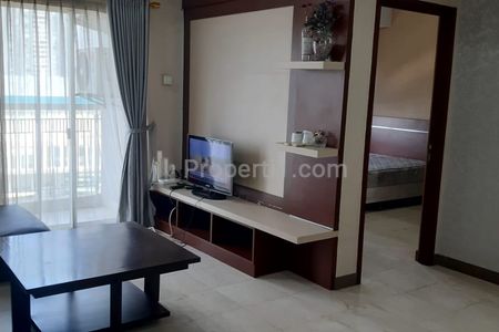 Sewa Apartemen 2+1 BR Furnished Luas 70m2 di Royal Mediterania Garden, Central Park Jakarta Barat