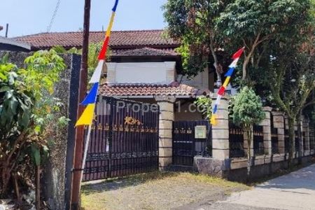 Jual Rumah 2 Lantai di Sariwangi, Kabupaten Bandung Barat