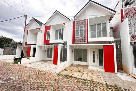 Dijual Rumah Baru Siap Huni di Jatibening, Bekasi Dekat LRT Cikunir