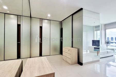 Disewakan Apartemen Sahid Sudirman Residence – 2+1 BR Fully Furnished