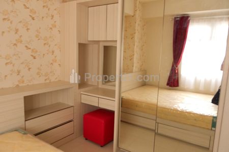 Jual Apartemen Green Pramuka City 2 BR Furnished Tower Chrysant Lokasi Strategis
