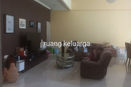 Disewakan Rumah Cluster Delatinos Lavintage Bumi Serpong Damai Tangerang